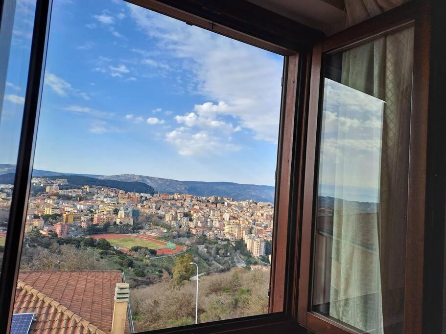 S'altura, Dall'alto Di Nuoro *